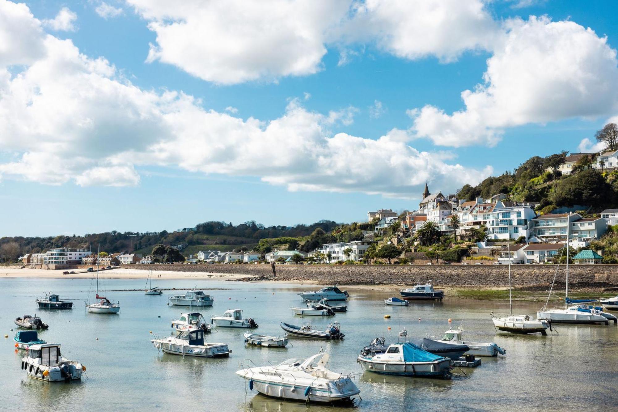 The Moorings Hotel & Restaurant Gorey Exterior foto
